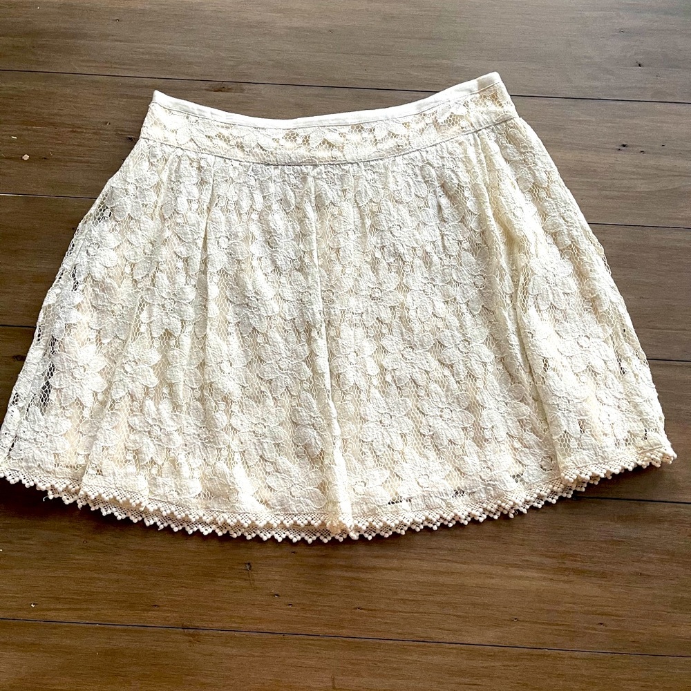 American Eagle Ivory Lace Mini Skirt